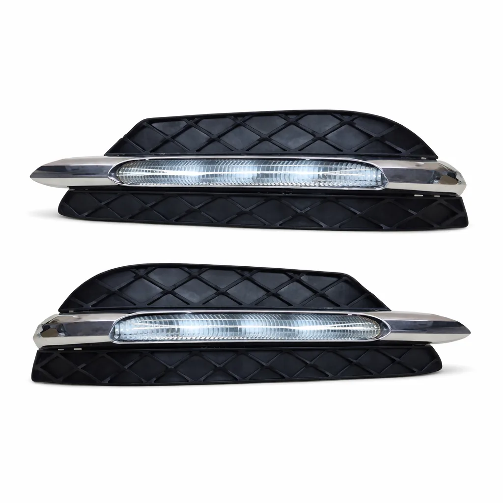 Daytime Running Lights - Fog Lights - Complete with Grill - Right side - C-Class W204 07-10