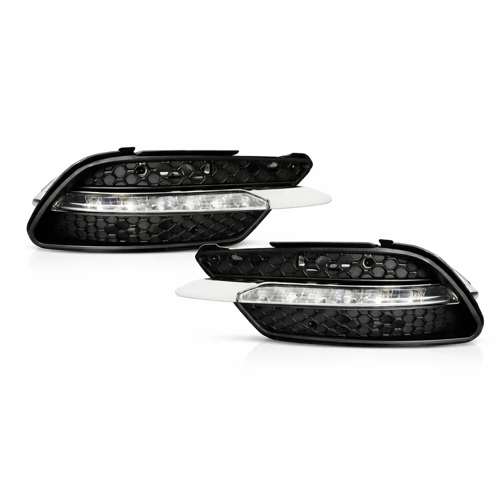 DAYTME RUNNING LIGHTS/FOG LIGHT COMPLETE C-CLASS W204 AMG… — Right