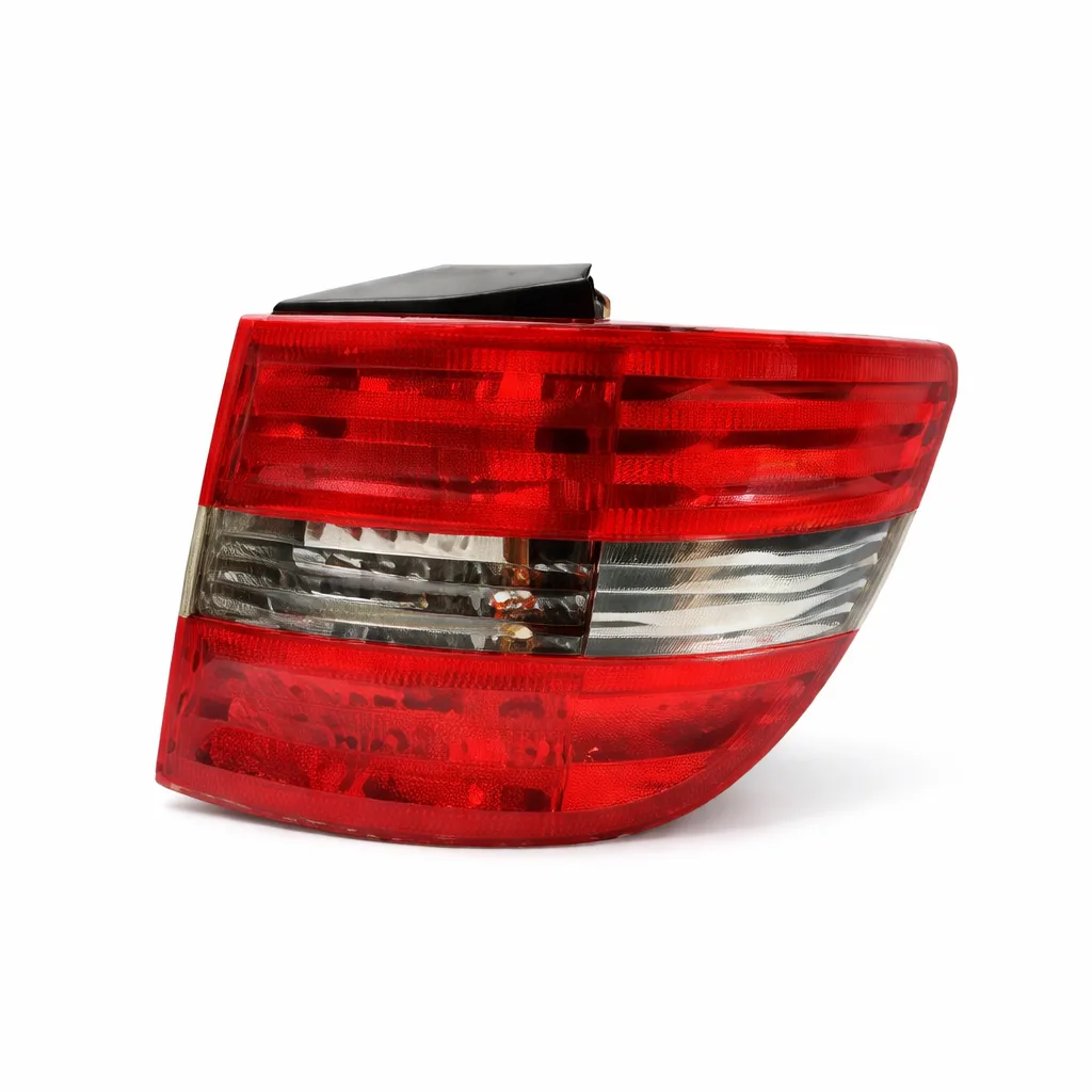 Tail Light - W245 / B Class - Preface -  Right - 05-08